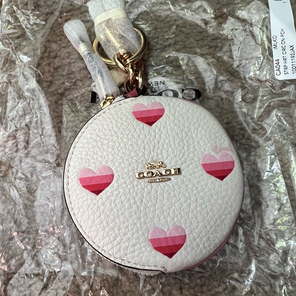Coach heart print coin case